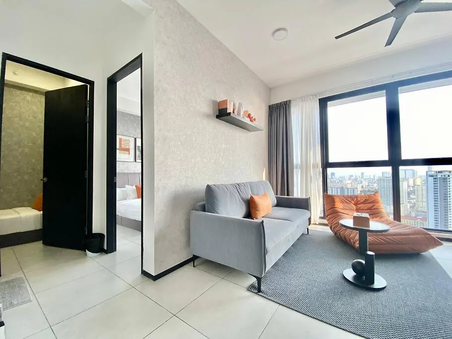 Urban Suites - 3Min Drive To Georgetown 18Min From Airport Modern Simplicity 3Br 2 Bathrooms Suites Jelutong 0*,