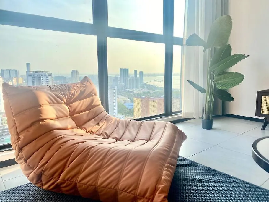 Urban Suites - 3Min Drive To Georgetown 18Min From Airport Modern Simplicity 3Br 2 Bathrooms Suites Jelutong