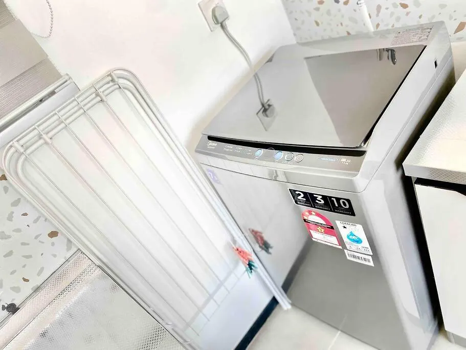 Urban Suites - 3Min Drive To Georgetown 18Min From Airport Modern Simplicity 3Br 2 Bathrooms Suites Jelutong